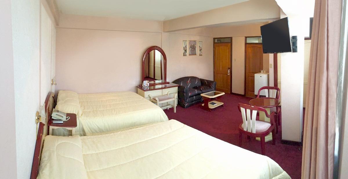 Americana Hotel コチャバンバ エクステリア 写真