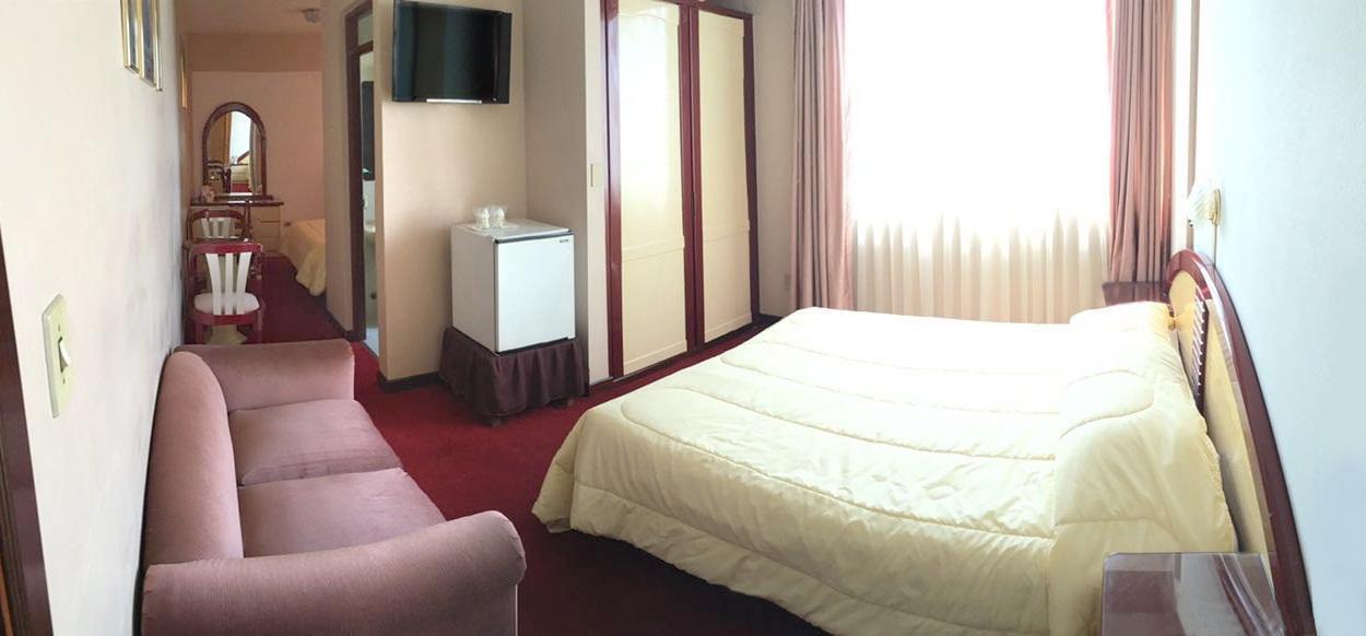 Americana Hotel コチャバンバ エクステリア 写真